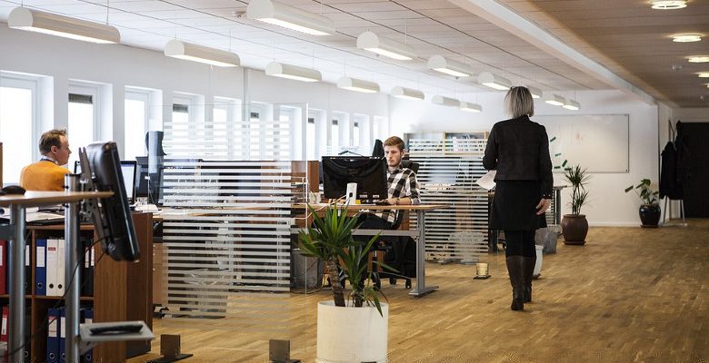 La vitrophanie et son impact dans les bureaux des entreprises